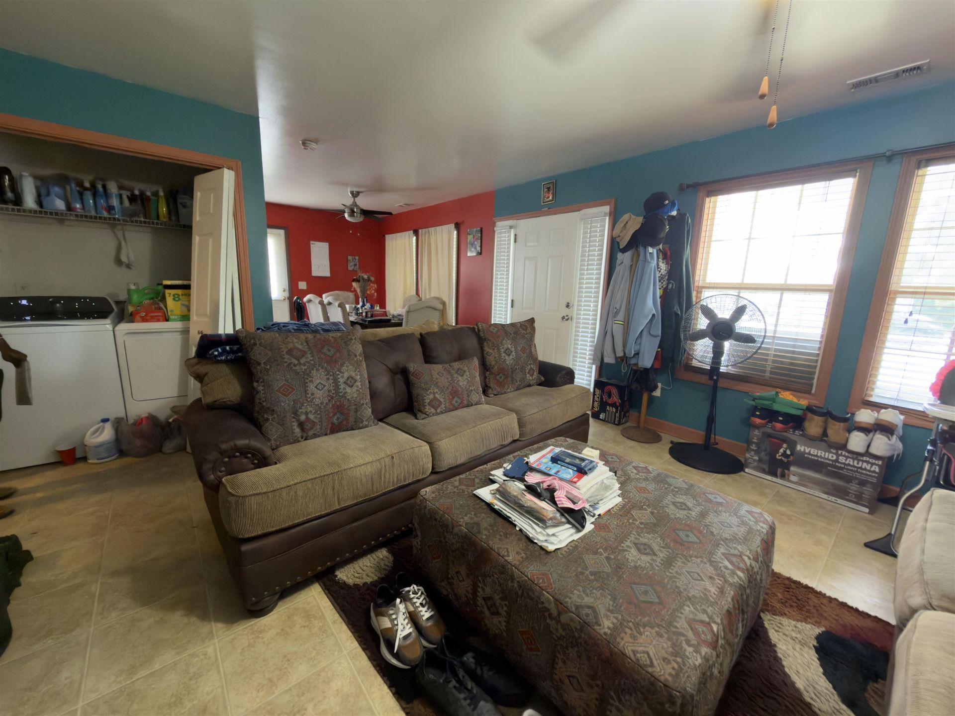 521 Bond St.  Photo 10