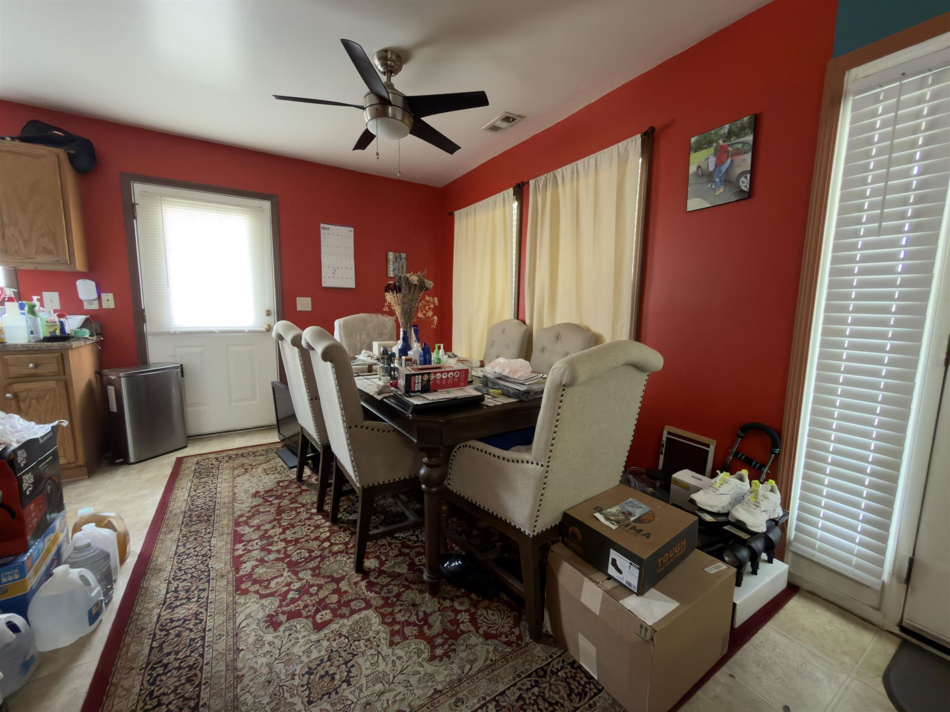 521 Bond St.  Photo 5