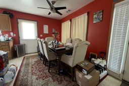 521 Bond St.  photo 4