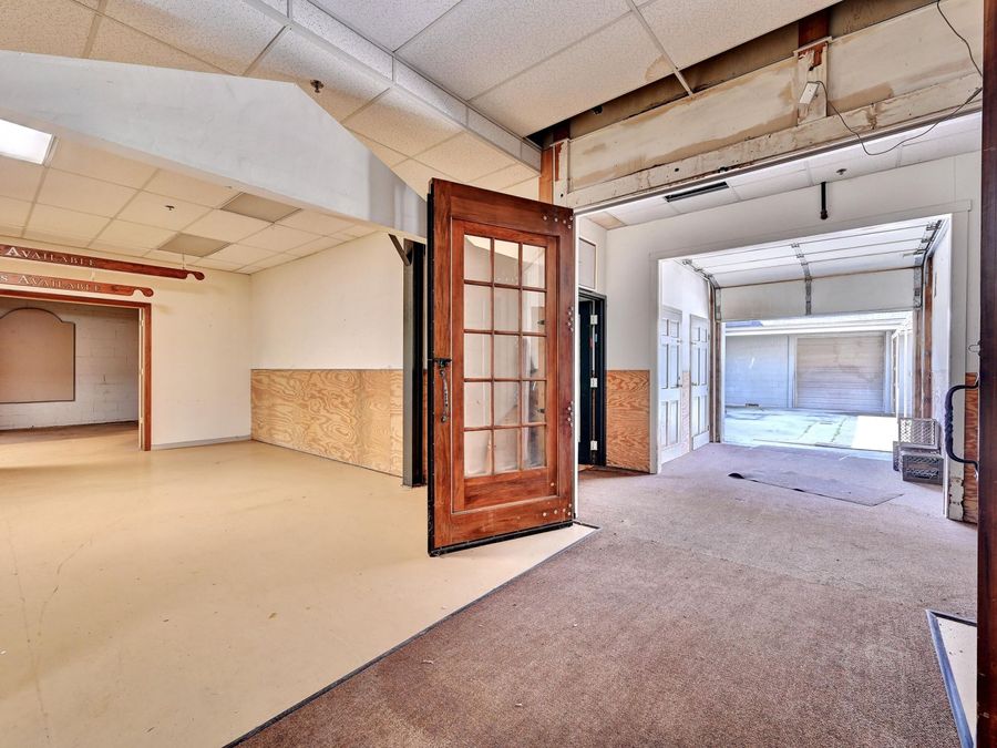 Property Image 28