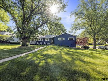 2135 Mullen Road , Omaha, NE 68124