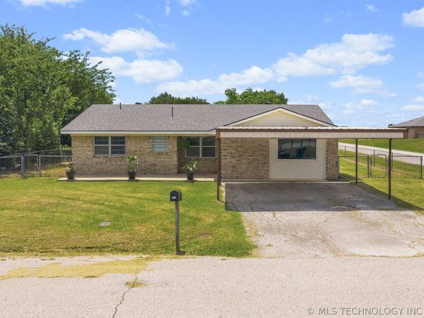 115 Laurel Street , Lone Grove, OK 73443