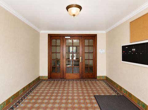 Main Photo