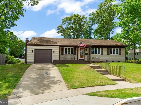 907 PRESTON COURT, BLACKWOOD, NJ 08012