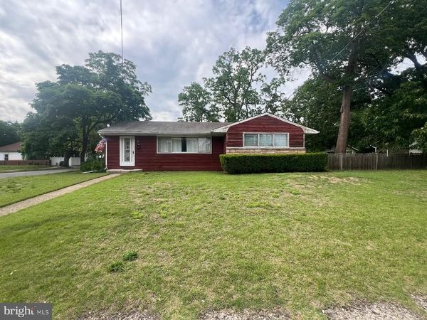39 LEJUNE ROAD , CINNAMINSON, NJ 08077