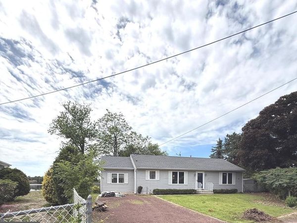 9 PIEGAN LANE, BROWNS MILLS, NJ 08015