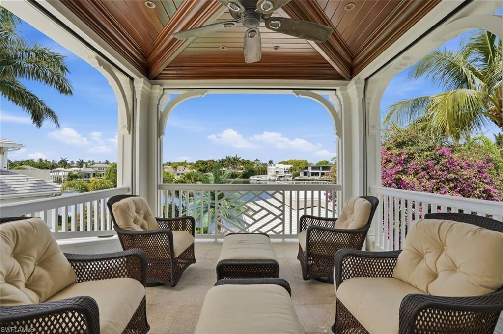 1870 4th St S, Naples, FL 34102 Photo