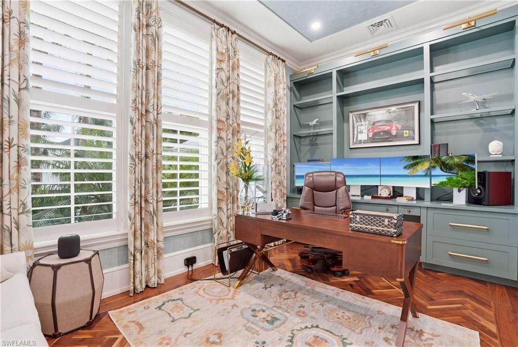 1870 4th St S, Naples, FL 34102 Photo