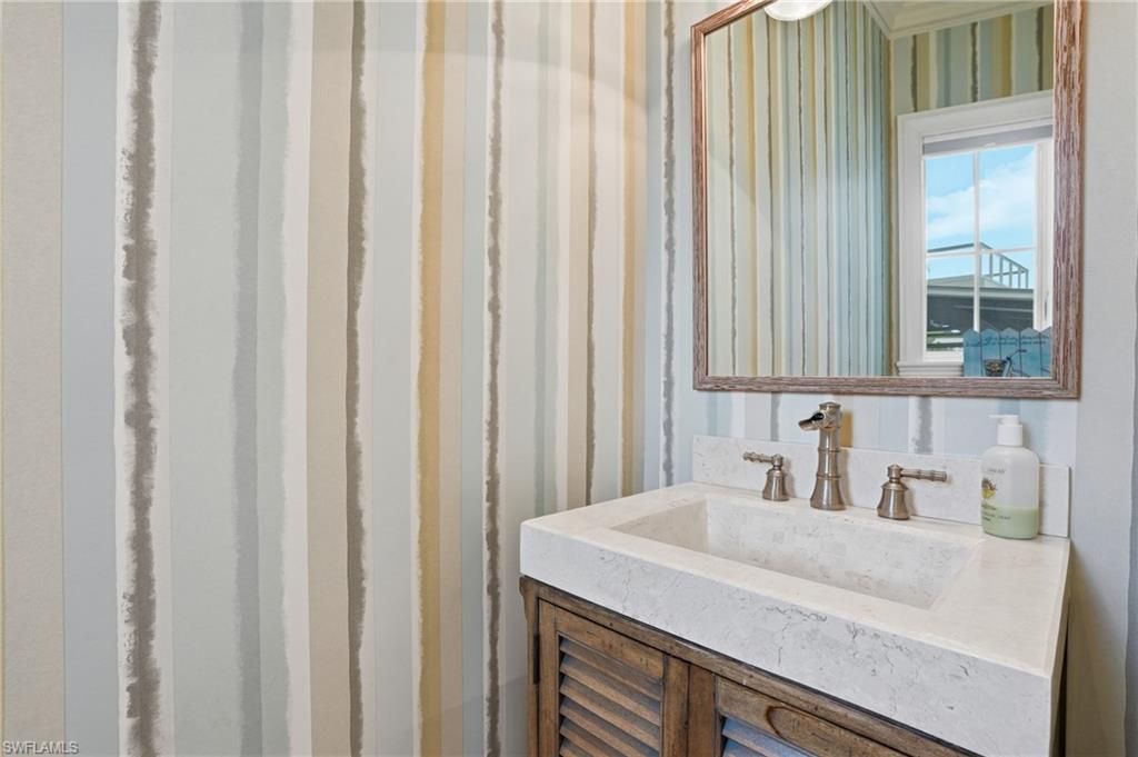 1870 4th St S, Naples, FL 34102 Photo