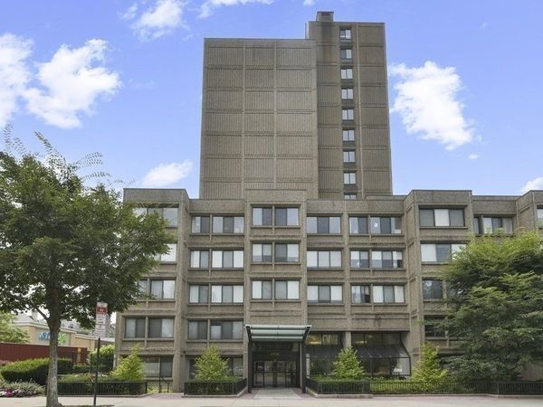 1731 Beacon, Unit 608, Brookline, MA 02445