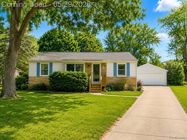 1147 Jay Street, Waterford Twp, MI 48327