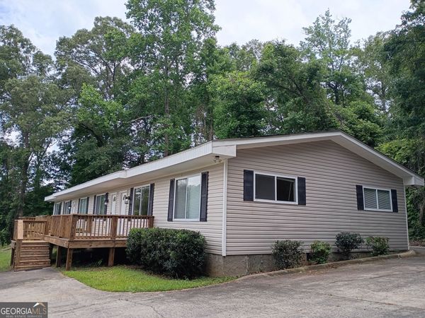 2063 Franklin Parkway, Franklin, GA 30217
