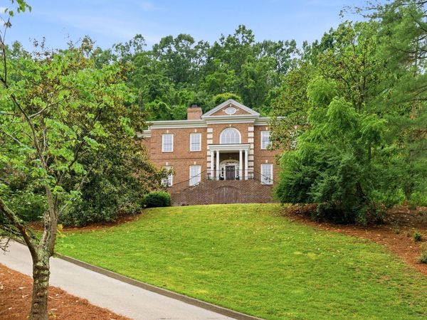 55 Annandale, Nashville, TN 37215