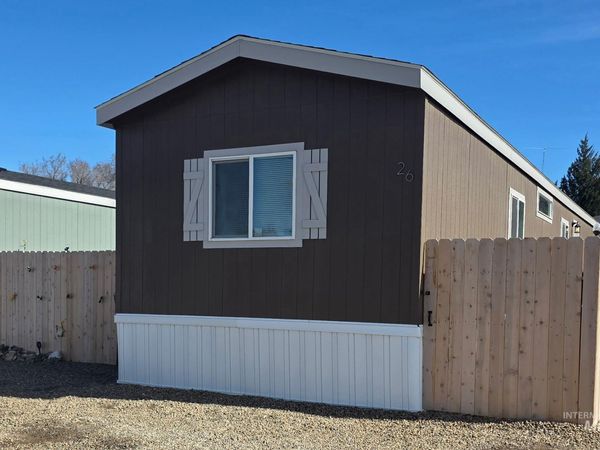 370 W 12th South, Unit 26, Mountain Home, ID 83647