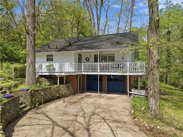 1699 Ambler Avenue SW, North Canton, OH 44709