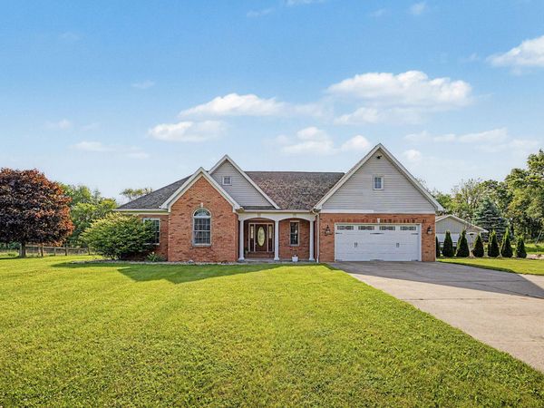 17300 27 Mile Road, Albion, MI 49224