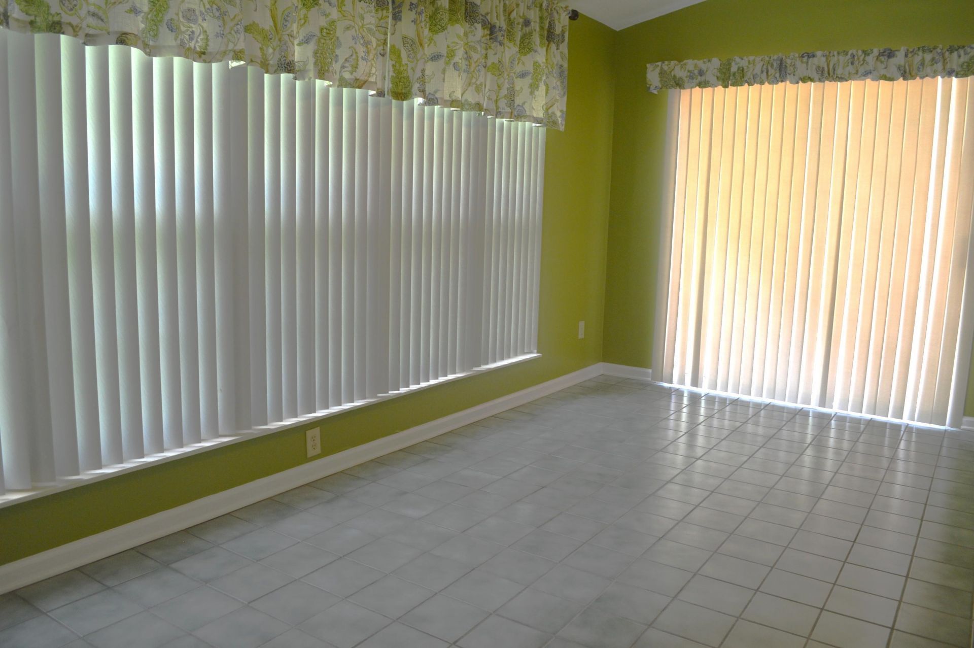 1905 Starling Ct. Photo 15