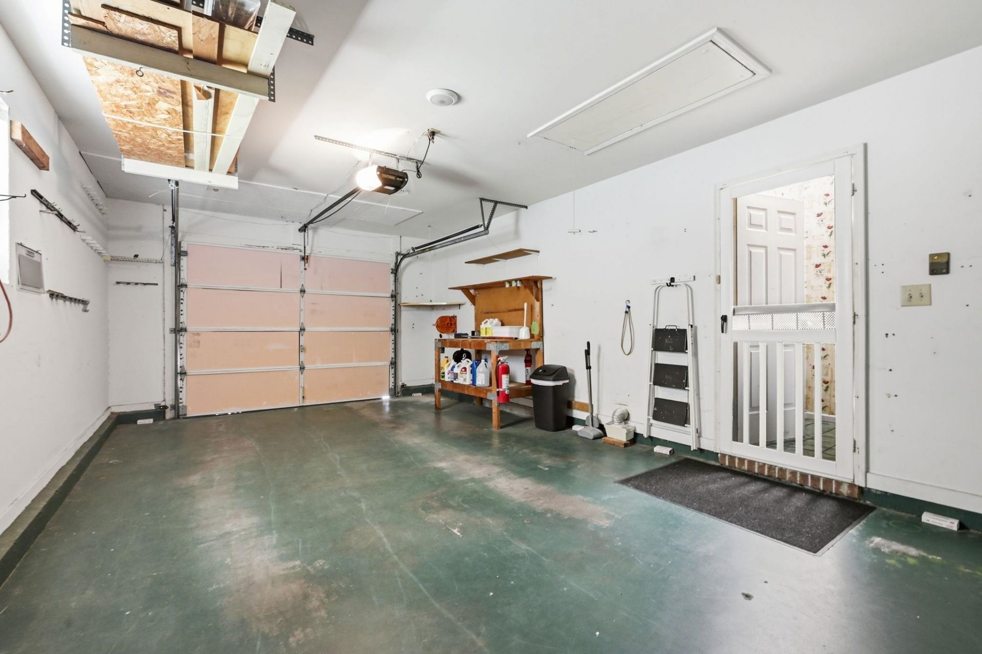1905 Starling Ct. Photo 29