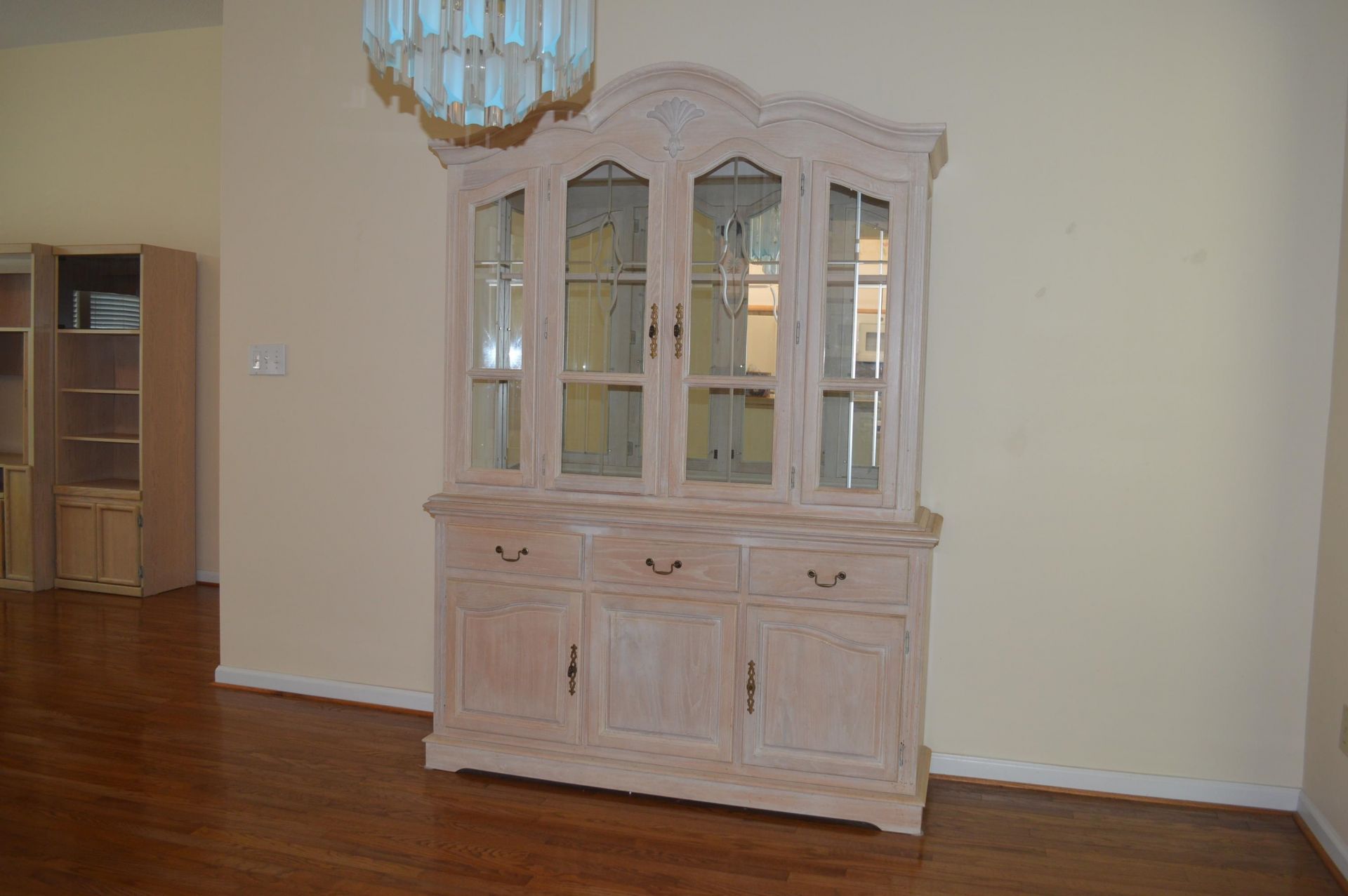 1905 Starling Ct. Photo 6