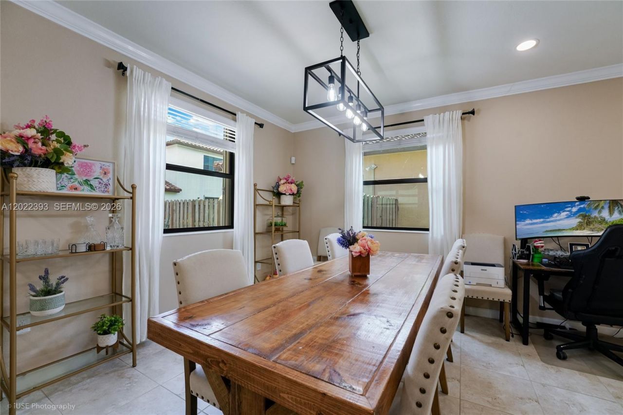 589 SE 34th Ter, Homestead, FL 33033 Photo
