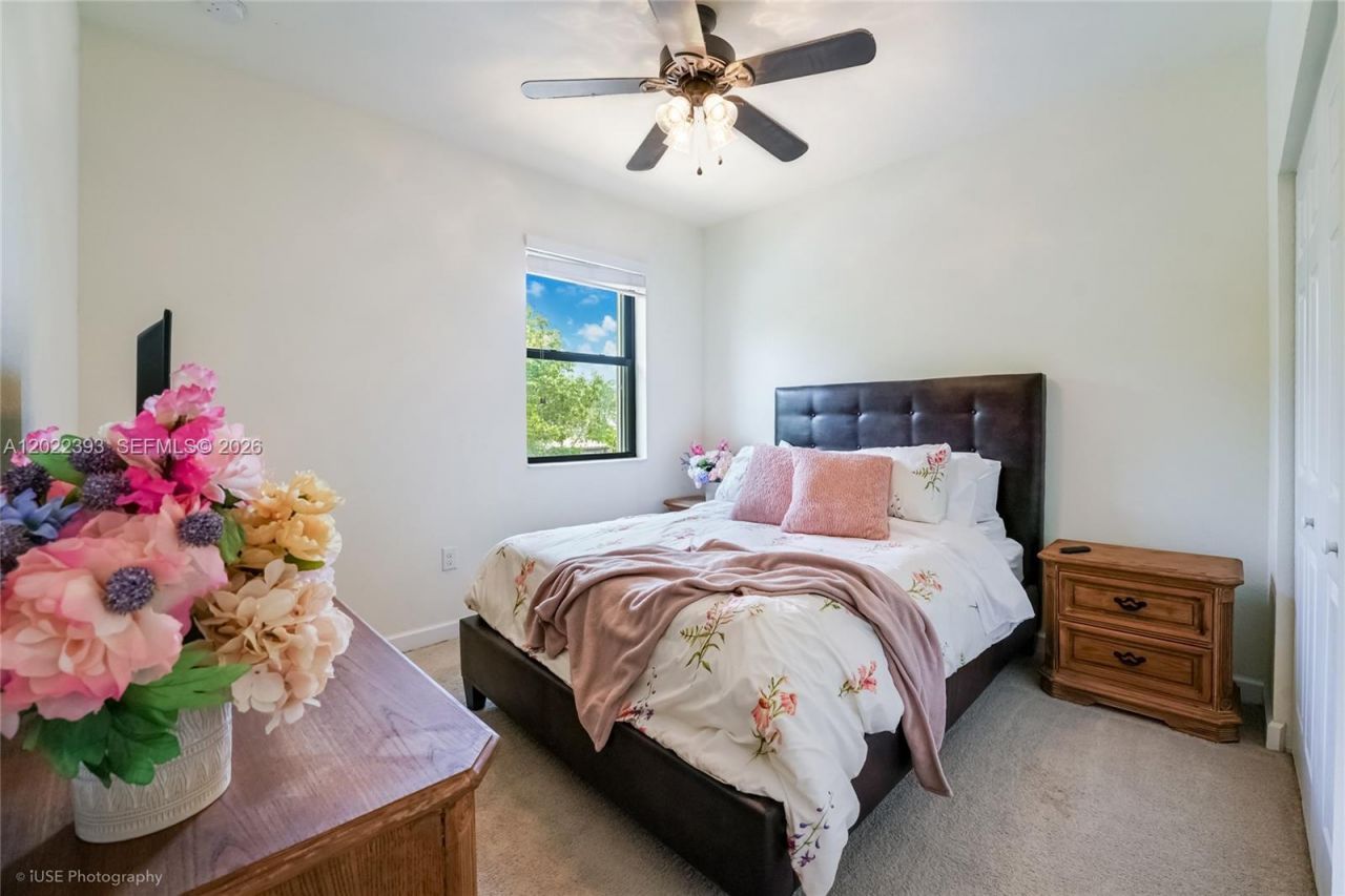 589 SE 34th Ter, Homestead, FL 33033 Photo