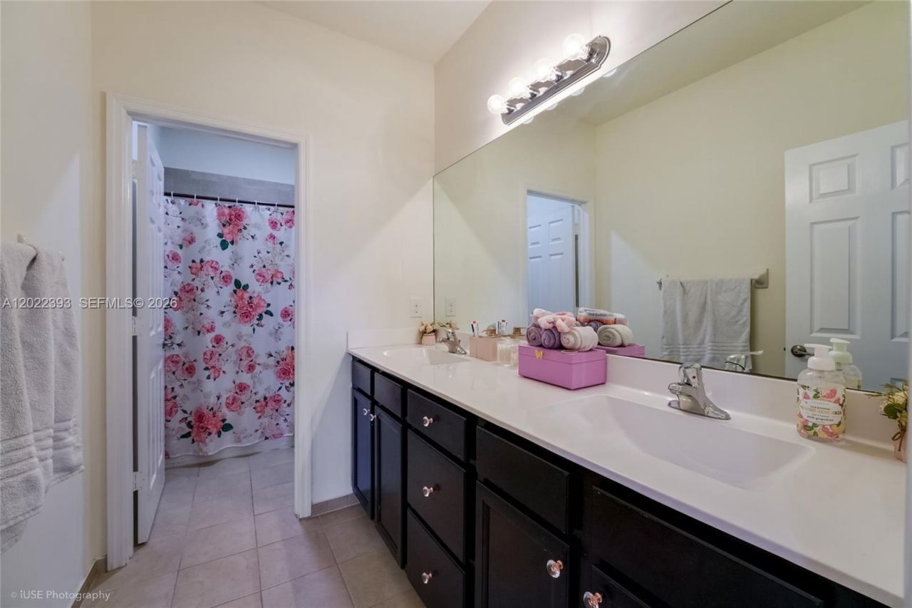 589 SE 34th Ter, Homestead, FL 33033 Photo