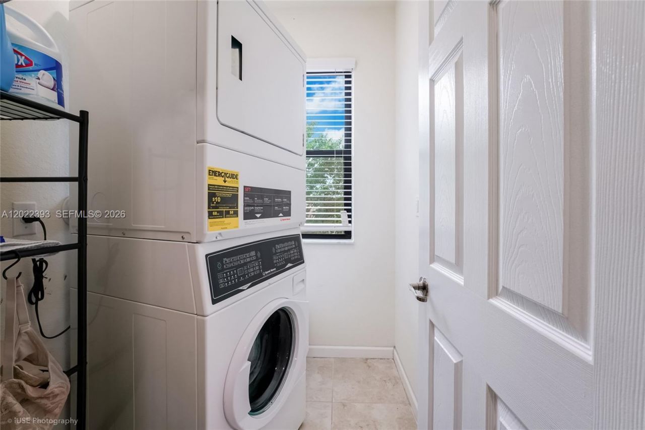 589 SE 34th Ter, Homestead, FL 33033 Photo
