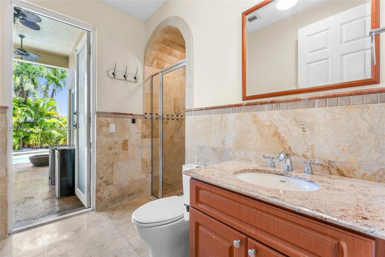 2665 NW 100th Ave , Doral, FL 33172 Photo