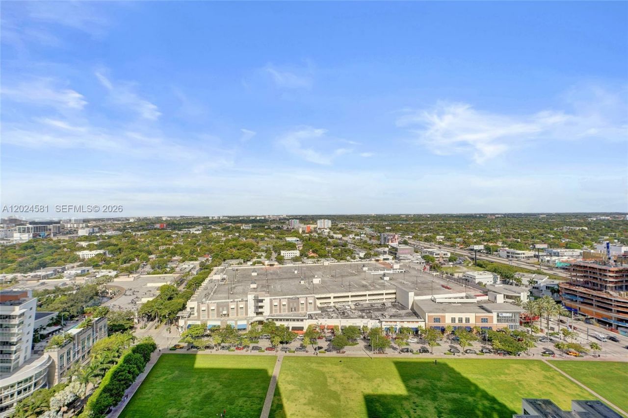 121 NE 34th St , Unit 2310, Miami, FL 33137 Photo