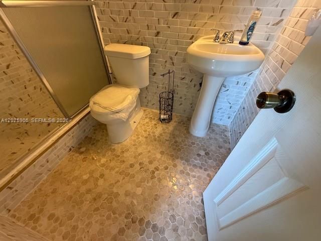6101 N Falls Circle Dr, Unit 312, Lauderhill, FL 33319 Photo