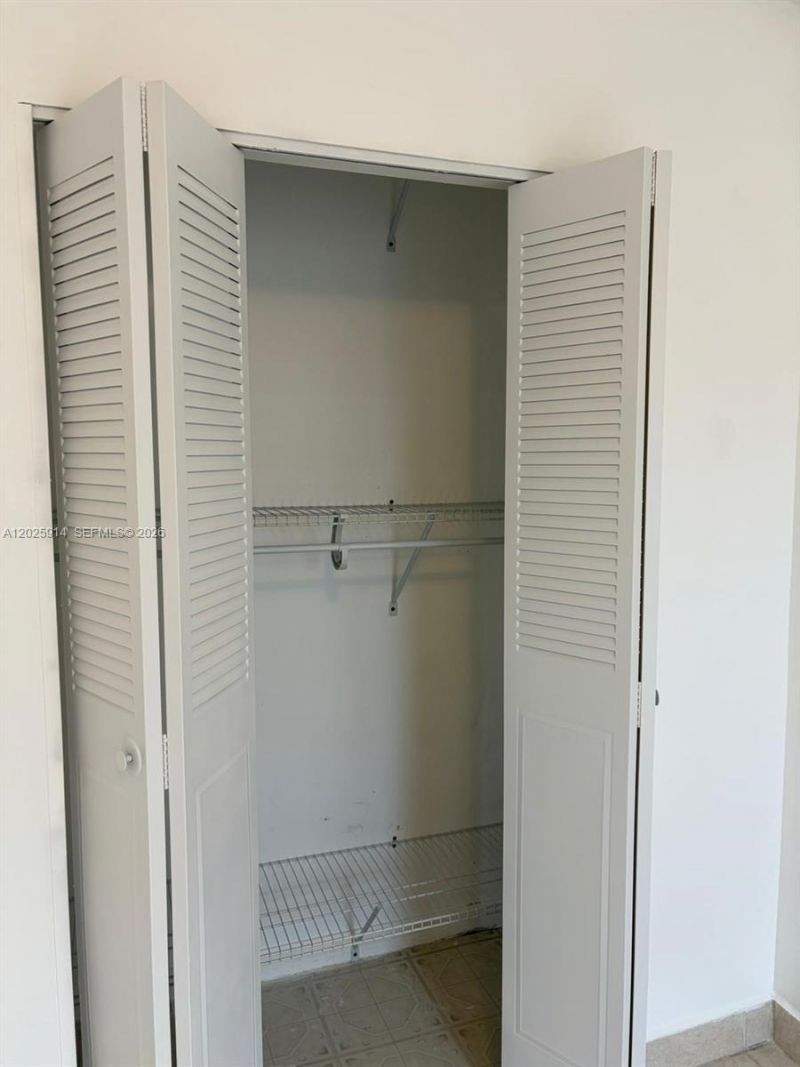6820 W Flagler St, Unit 212, Miami, FL 33144 Photo