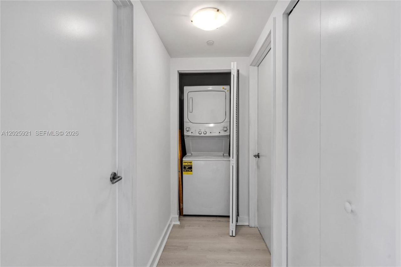 4250 Biscayne Blvd , Unit 914, Miami, FL 33137 Photo