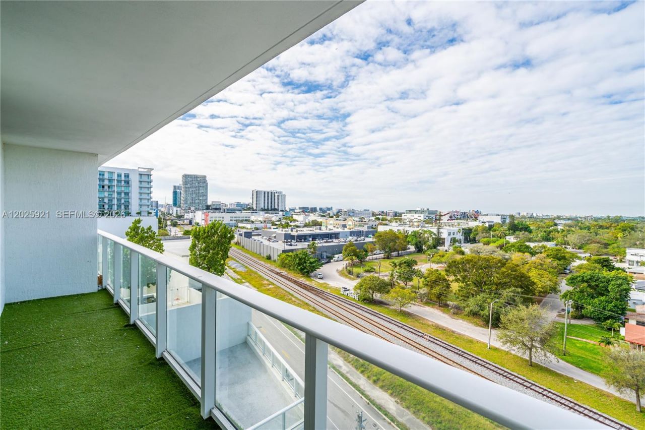 4250 Biscayne Blvd , Unit 914, Miami, FL 33137 Photo
