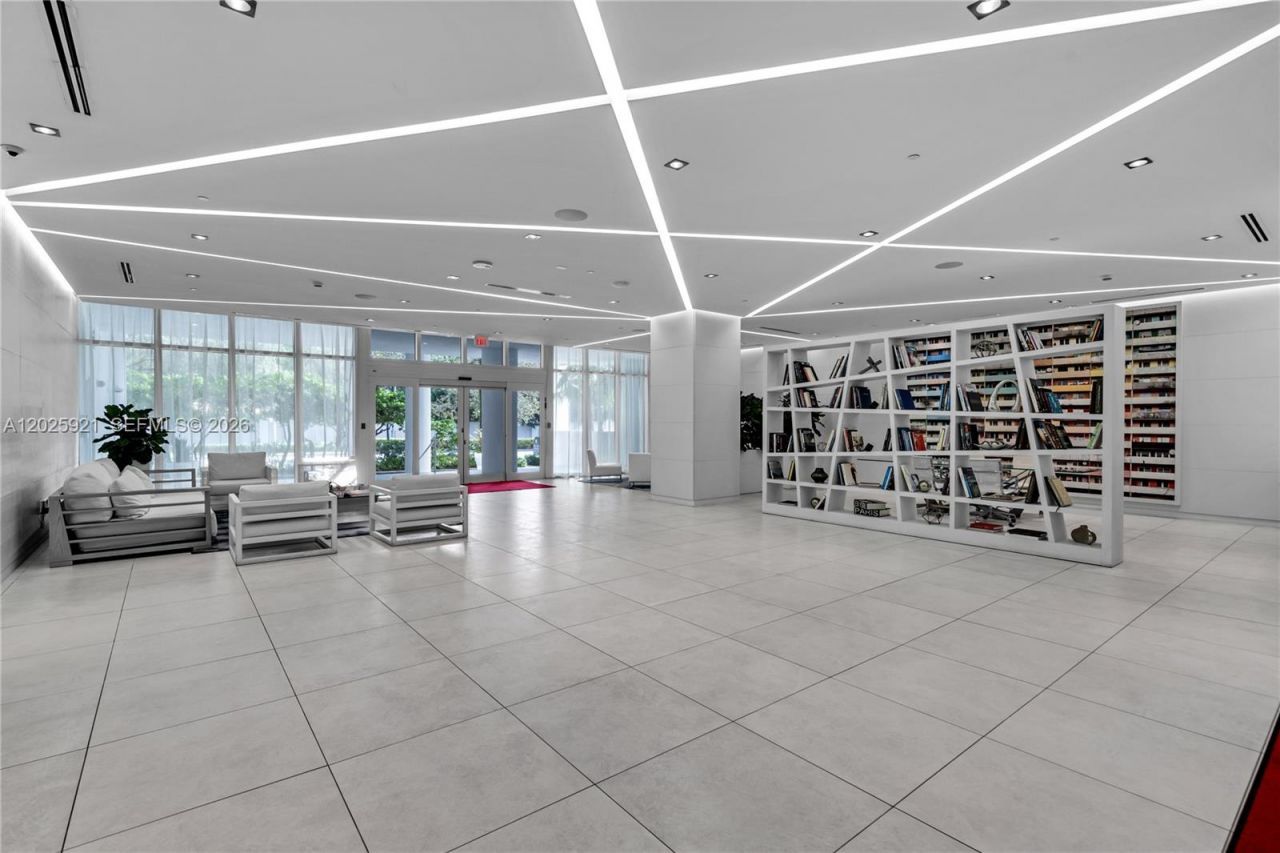 4250 Biscayne Blvd , Unit 914, Miami, FL 33137 Photo