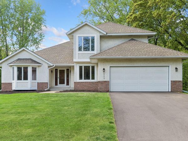 1933 Charlton Street, West Saint Paul, MN 55118