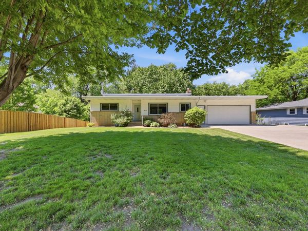 3019 Wheeler Street N, Roseville, MN 55113