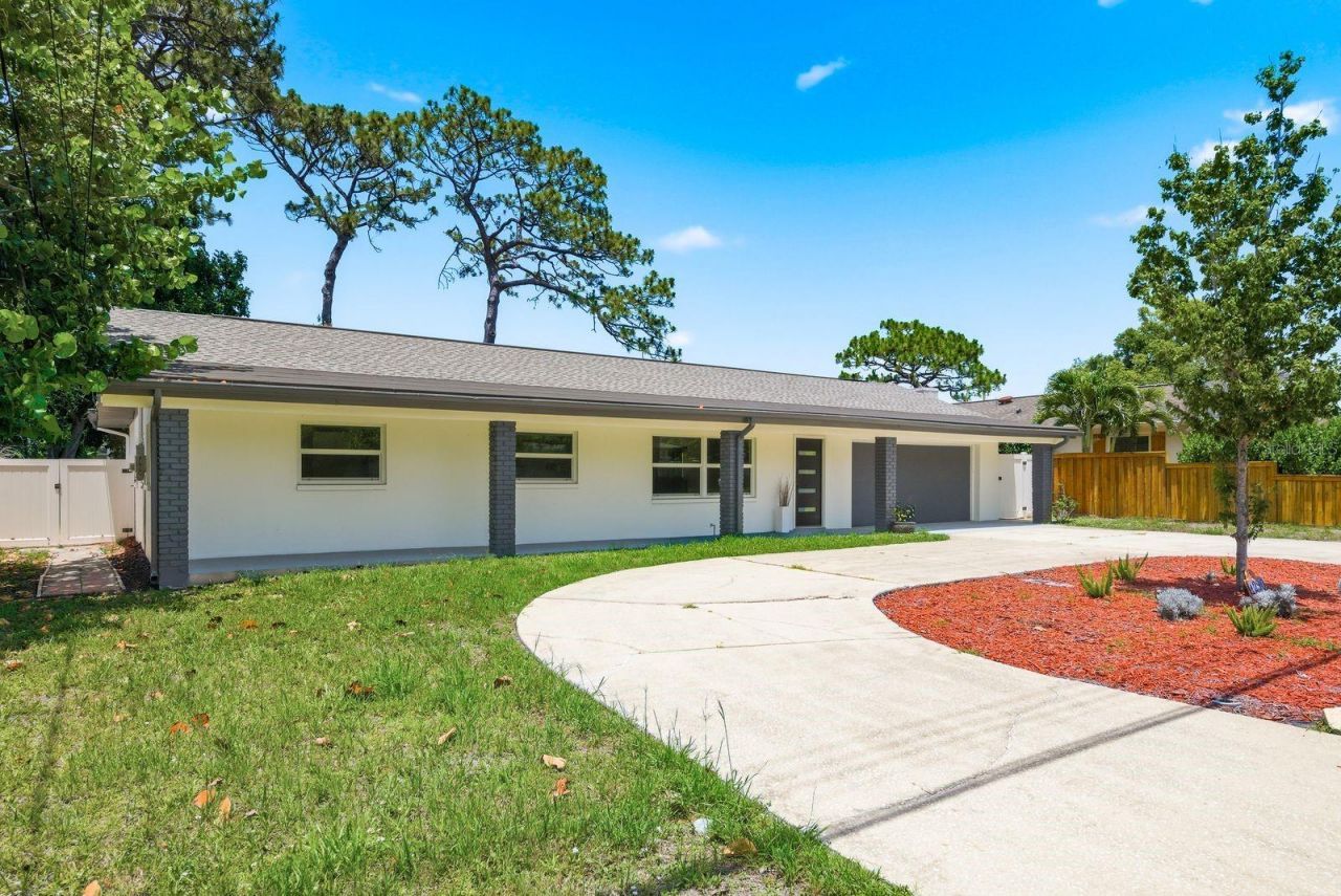 1290 Michigan Boulevard , Dunedin, FL 34698 Photo