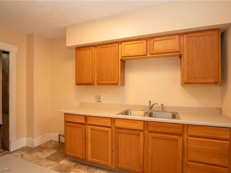 246-248 Park Avenue SW, Canton, OH 44706 Photo 9