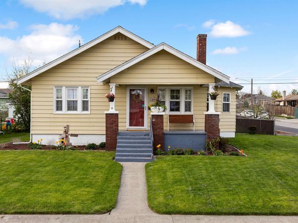 1127 E Gordon Ave, Spokane, WA 99207