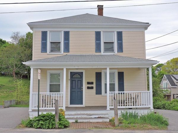 9 Peck Ave, Unit 2, Plymouth, MA 02360