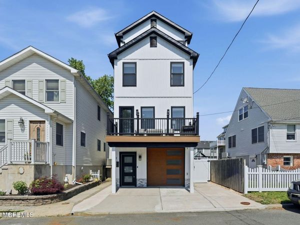 2 Brainard Avenue, Port Monmouth, NJ 07758