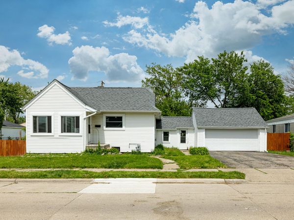 1848 Anne Avenue, Lincoln Park, MI 48146