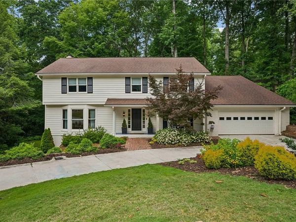 4860 Longchamps Drive NE, Atlanta, GA 30319