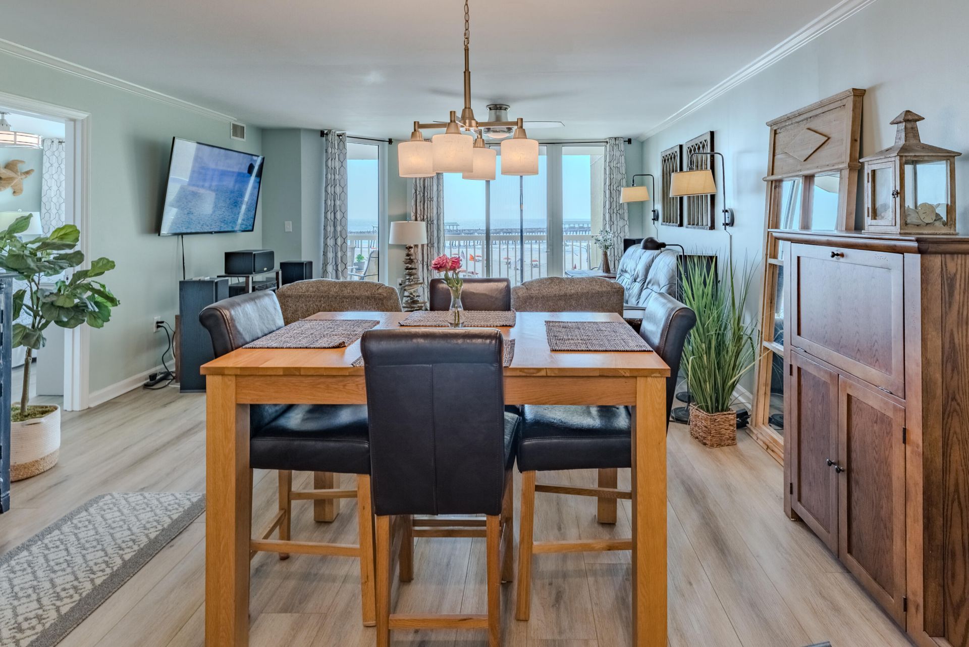 201 W Arctic Avenue Photo 13