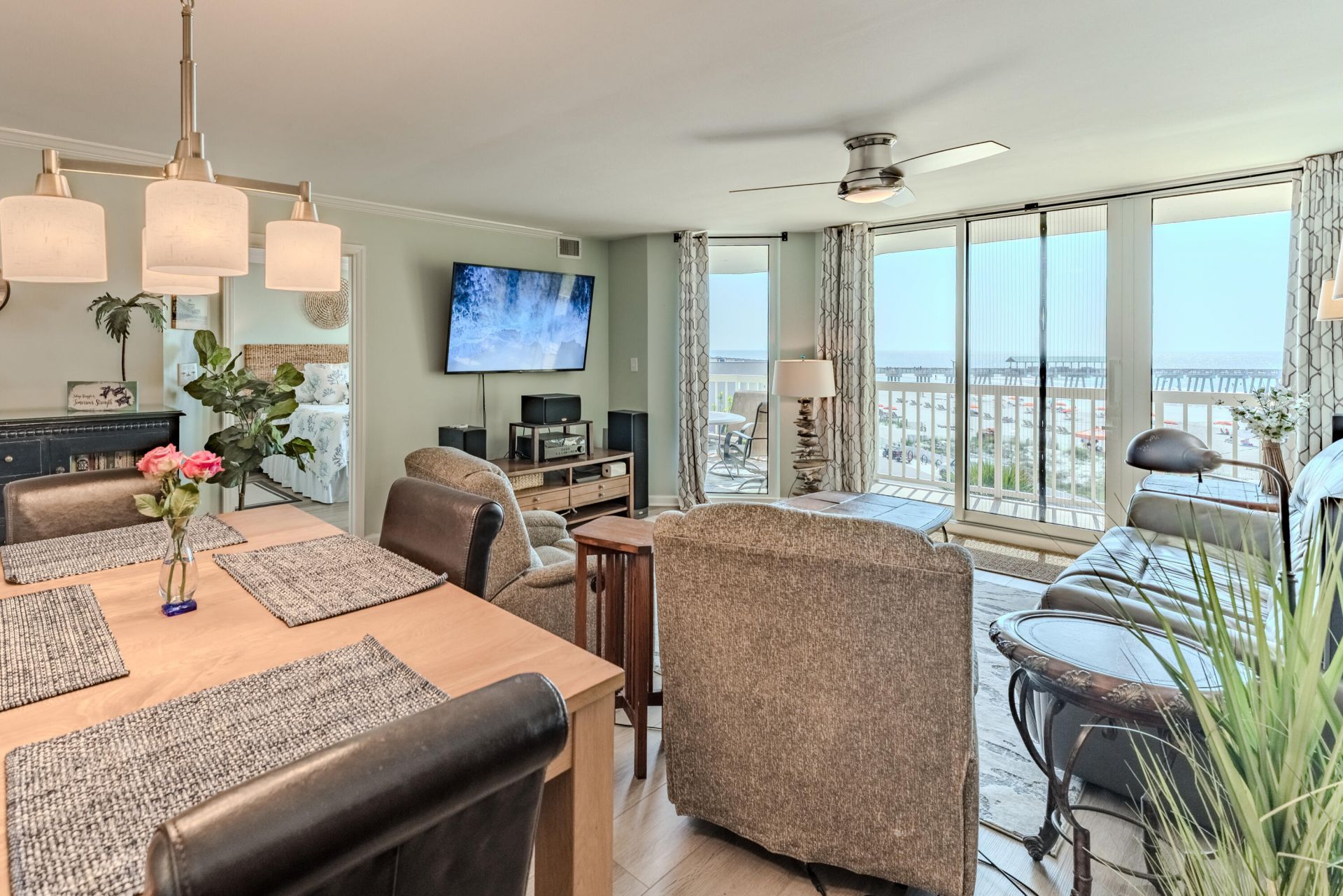 201 W Arctic Avenue Photo 19