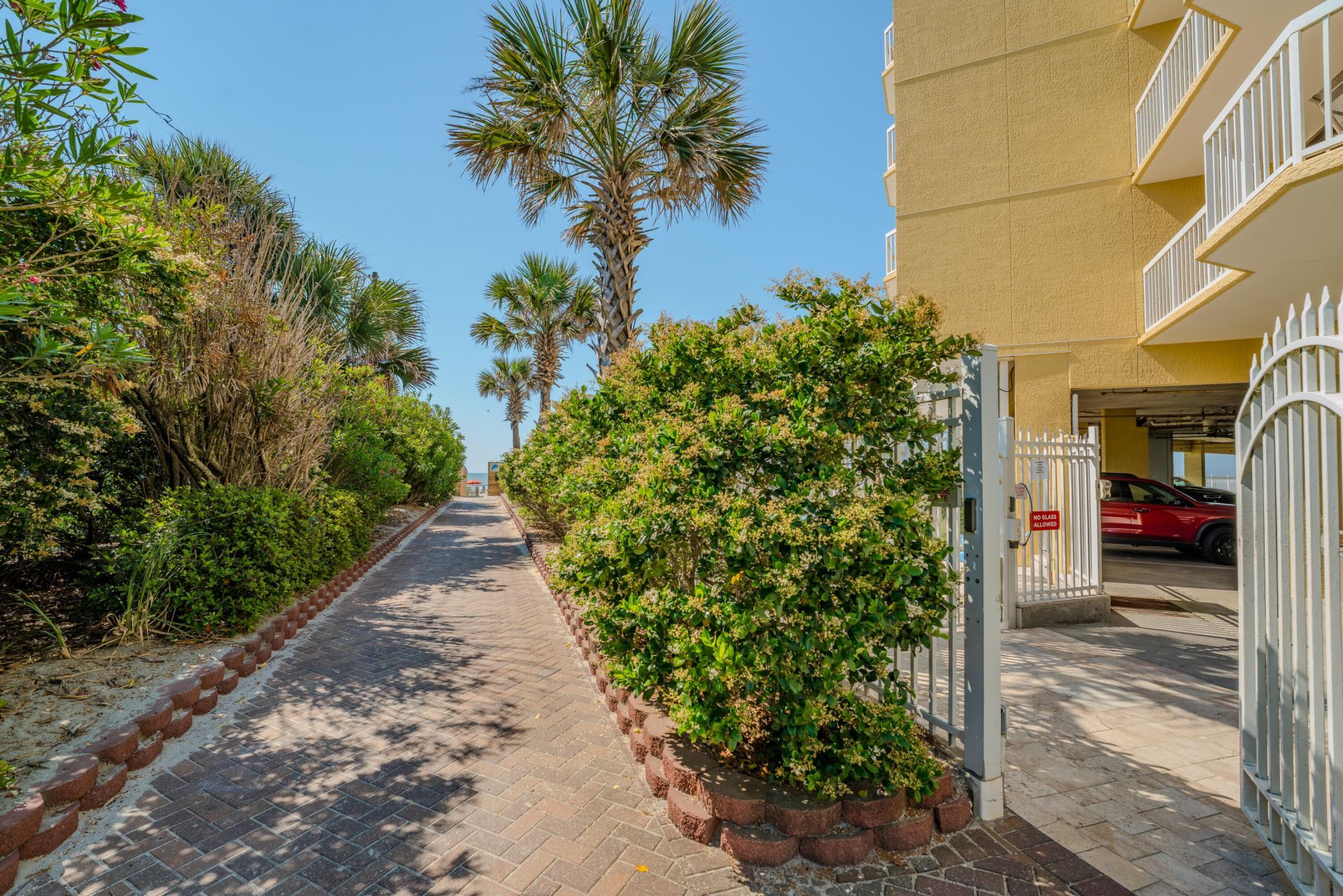 201 W Arctic Avenue Photo 65