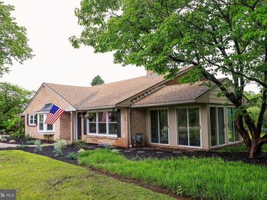 373 KINGS HIGHWAY, SWEDESBORO, NJ 08085