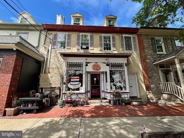 105 E MAPLE AVENUE, LANGHORNE, PA 19047