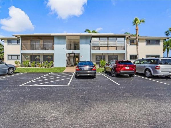 17422 Birchwood LN , Unit 4, FORT MYERS, FL 33908