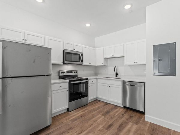 912 Barrow Street, Unit 10, Fort Walton Beach, FL 32547